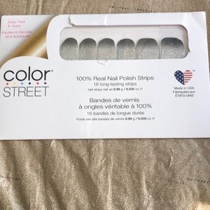 Color Street nail polish strips